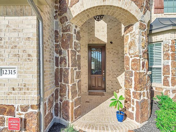 4th image of 12315 Portici Dr