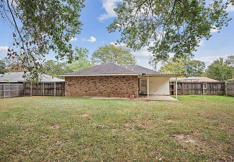 5345 Mapleton Dr — Photo 4
