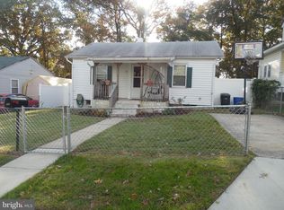 122 Alcock Rd, Baltimore, MD 21221