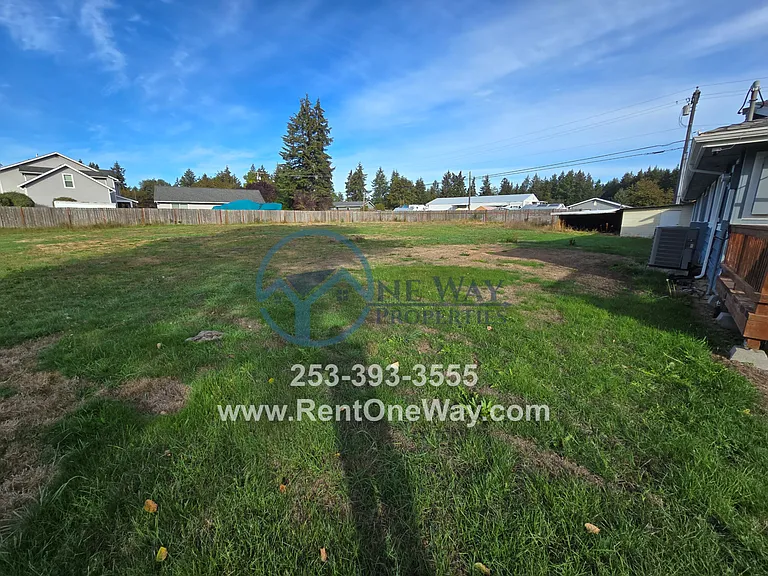 25502 Mountain Hwy E — Photo 21