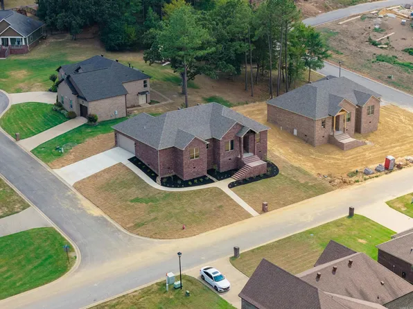2607 Ridgewood Rd, Searcy, AR 72143