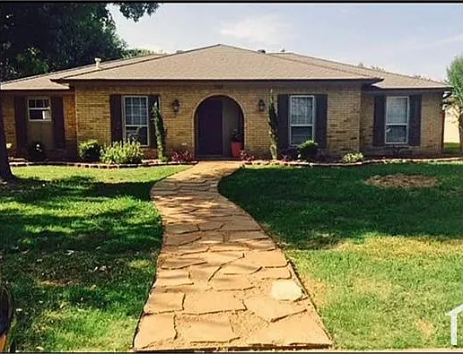 909 Autumn Lake Dr — Photo 15