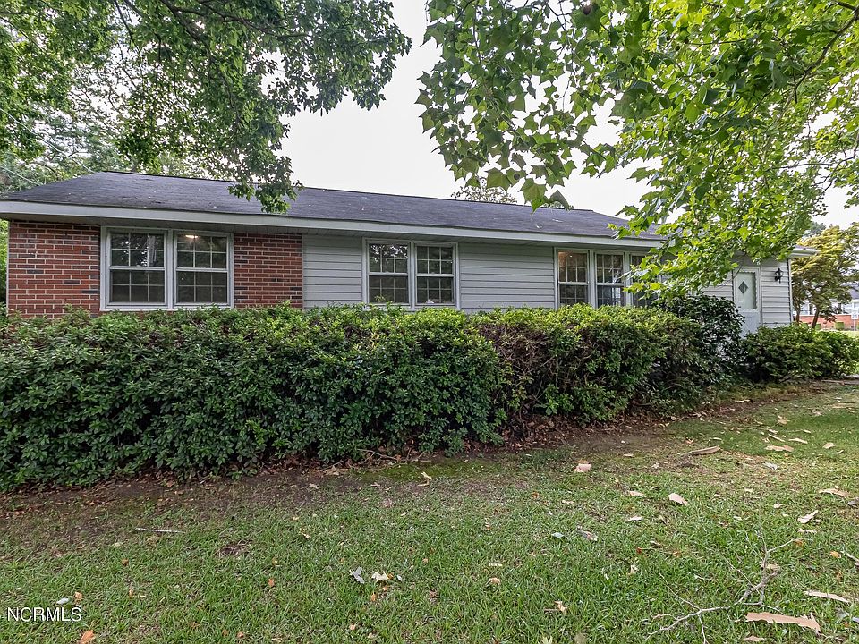 1st image of 310 Nelson Drive