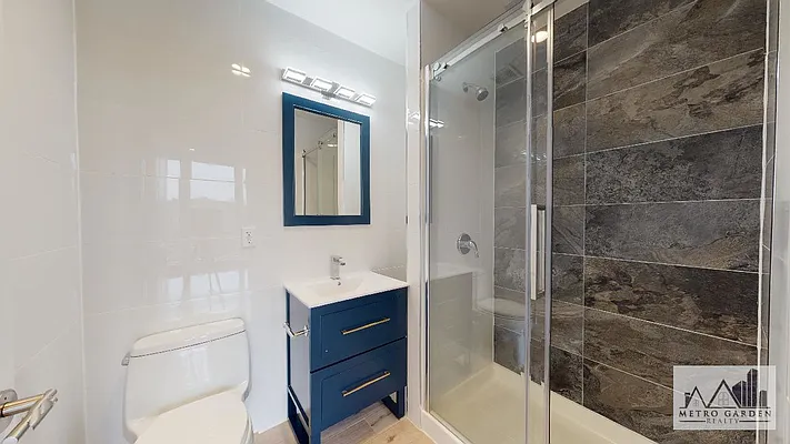 Rented by Metro Garden Realty NYC | media 37