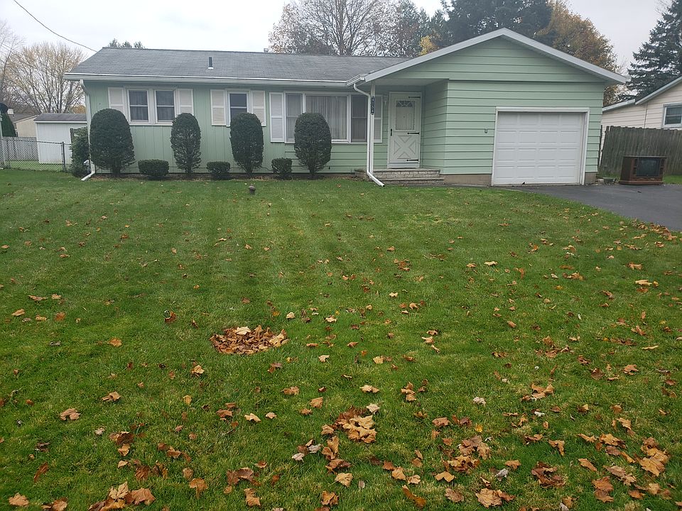 1st image of 4154 Birchwood Dr S