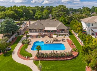 2309 Windward Shore Dr, Virginia Beach, VA 23451
