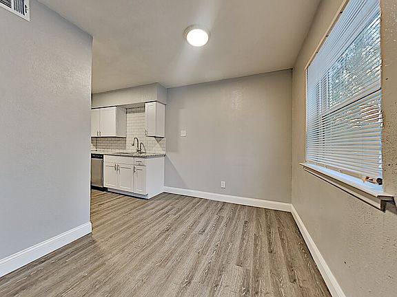 5th image of 4832 Locke Ave APT 3