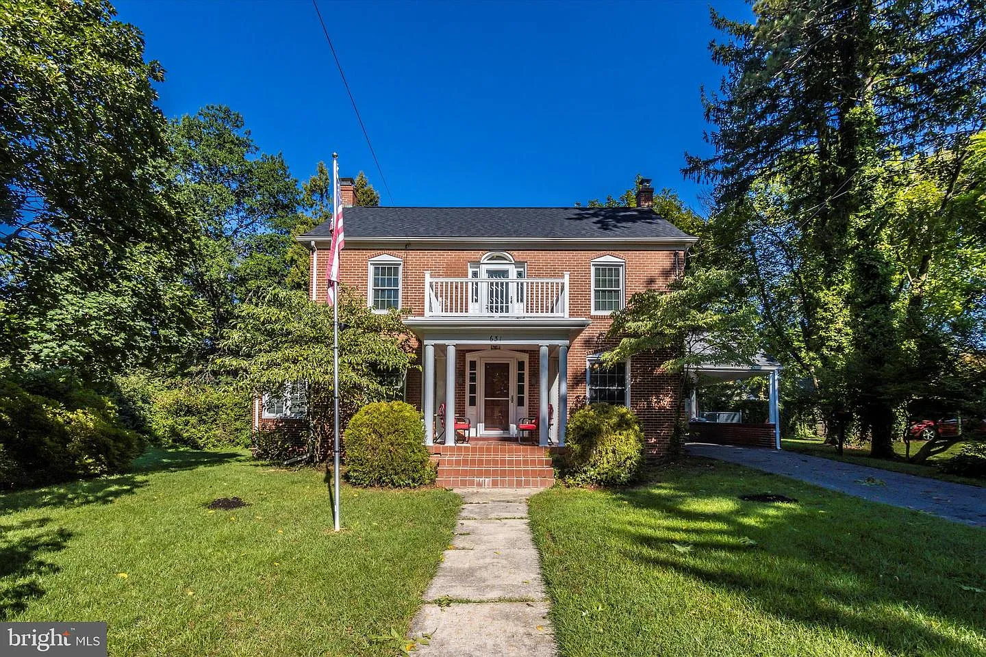 631 Wilson Pl photo 1