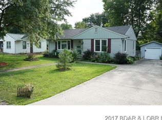 603 Vernon Dr, Eldon, MO 65026
