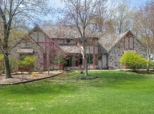 6874 Corrigan Dr, Brighton, MI