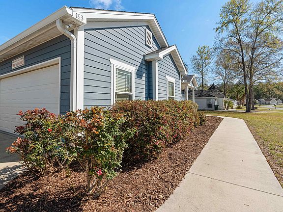 2nd image of 183 Carousel Cir