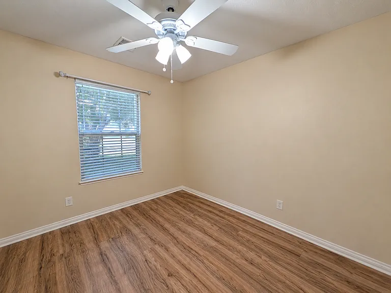 2540 W 150 S — Photo 13