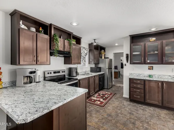 12721 W GREENWAY Road #237, El Mirage, AZ 85335