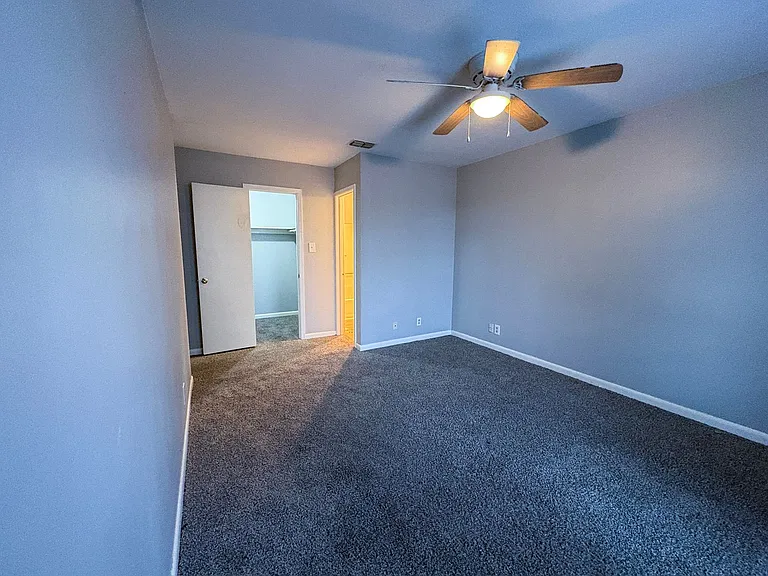 Wyndham Hill Apartments conveniently located in Southeast Tyler — Photo 36