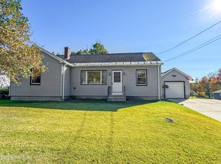 93 E Hoosac St, Adams, MA 01220