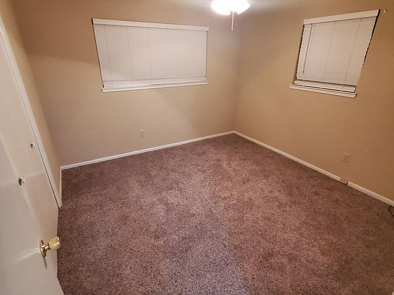 3rd image of 709 Jefferson Ave