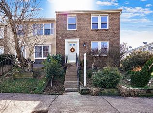 13635 Bentley Cir, Woodbridge, VA 22192