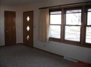 713 Park Rd, Madison Lake, MN 56063