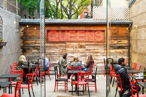 Rented by MNS | media 23