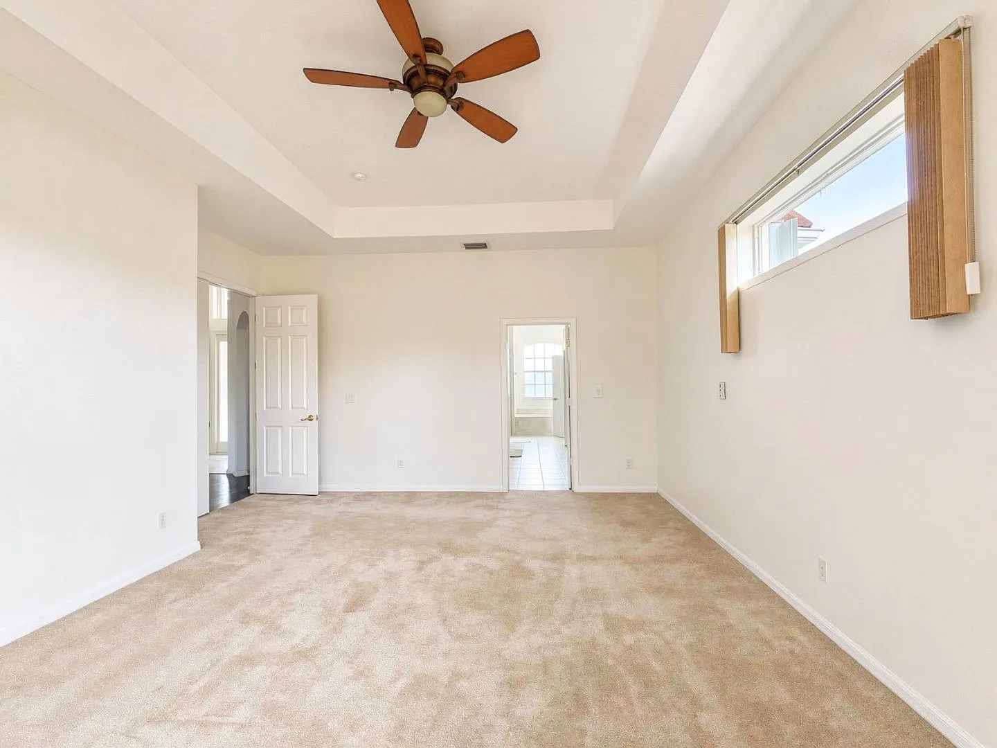 Private Estate Living on 2.6 Acres in Golden Gate Estates — Photo 4