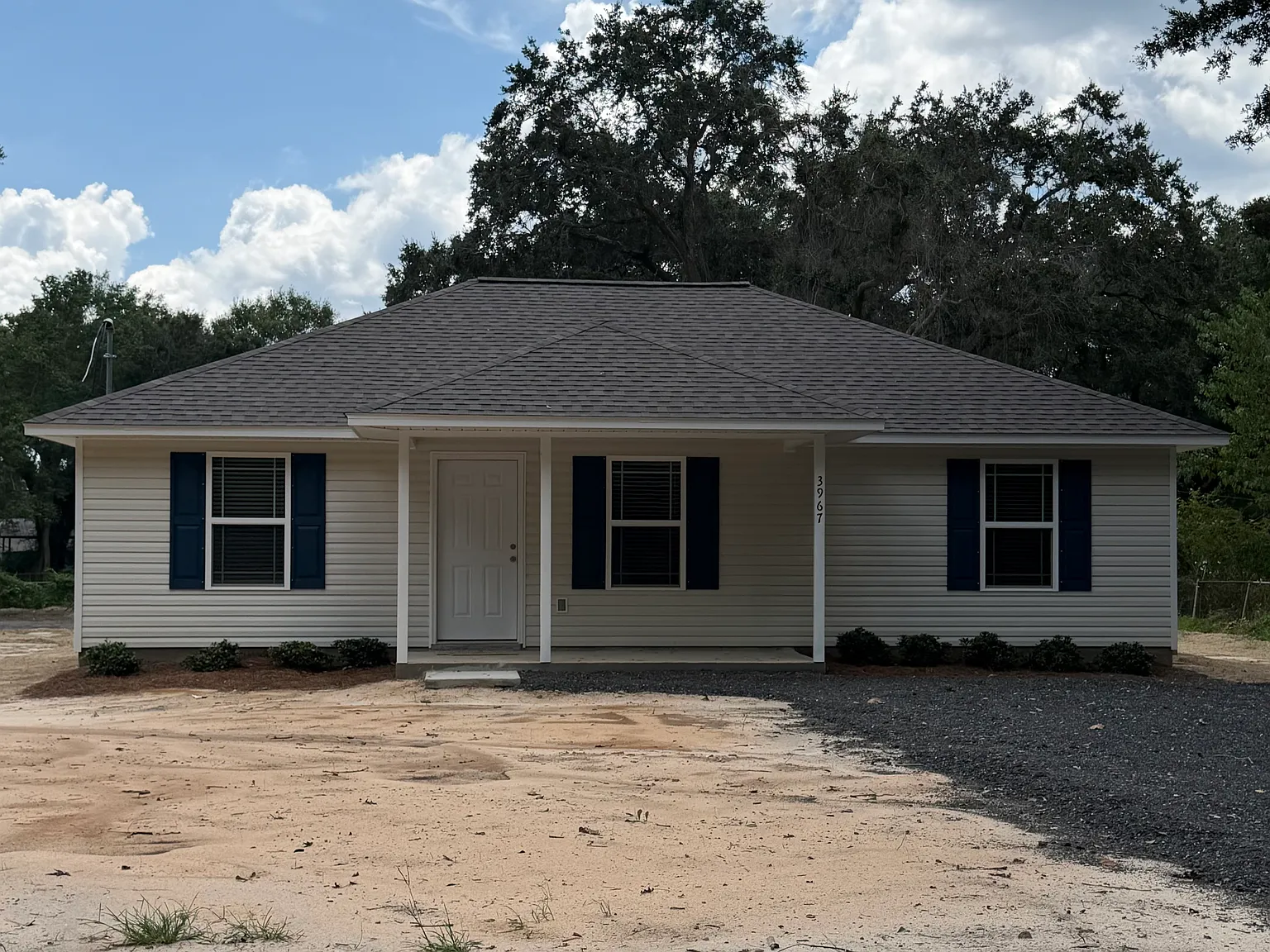 3 bed, 1120 sqft, $1,500 — Photo 4