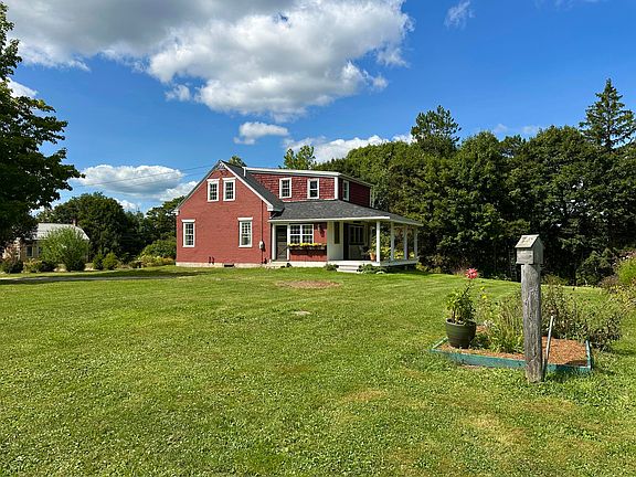 3rd image of 186 Oyster River Road