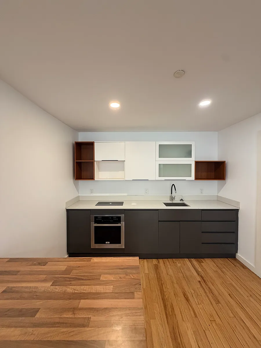 Building Photo - 35 Springside Ave #2B