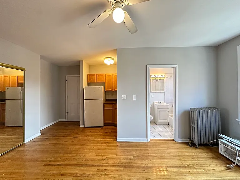 914 W Dakin St #513 — Photo 11