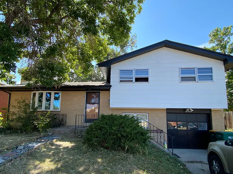 12424 E 13th Pl — Photo 1