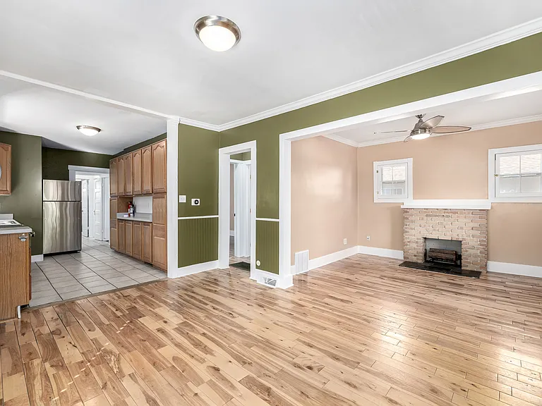 2673 Julian St — Photo 3