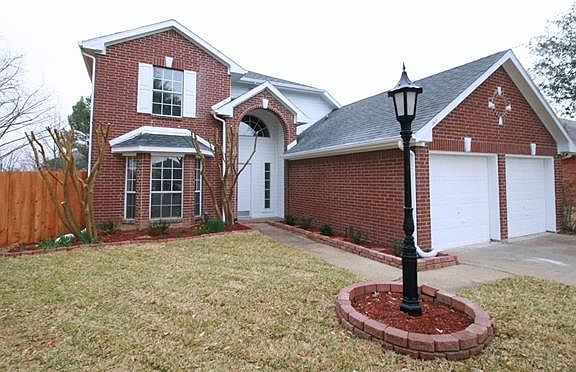 2nd image of 2059 Candlewood Cir