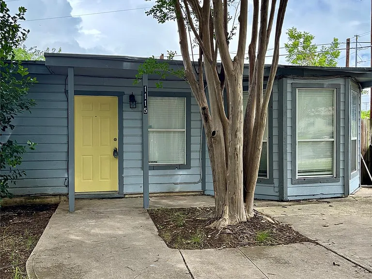 1115 Haynes St — Photo 2