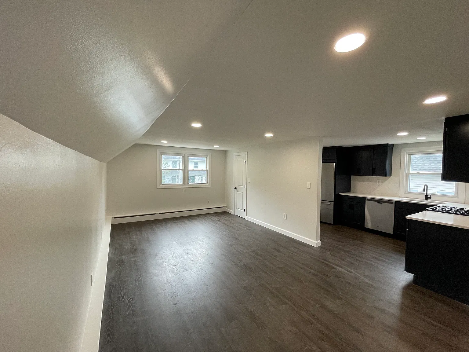 1 bed, $2,100 — Photo 3