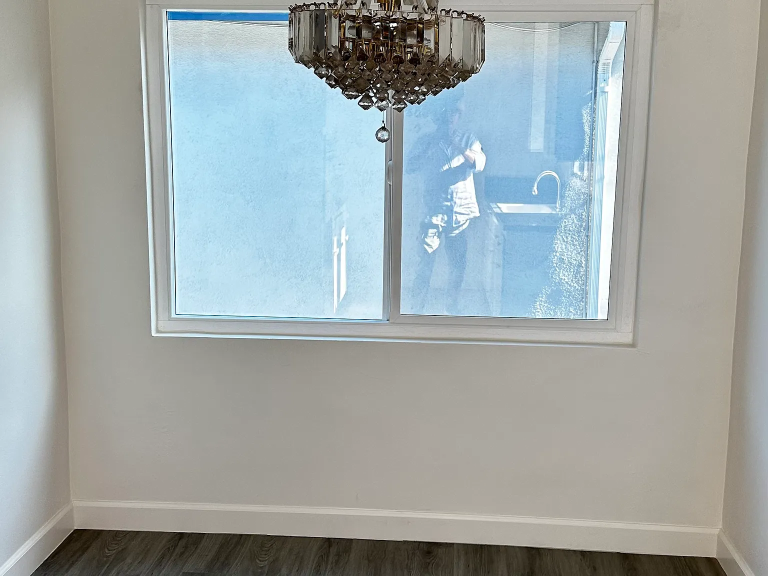 143 S Saint Andrews Pl — Photo 3