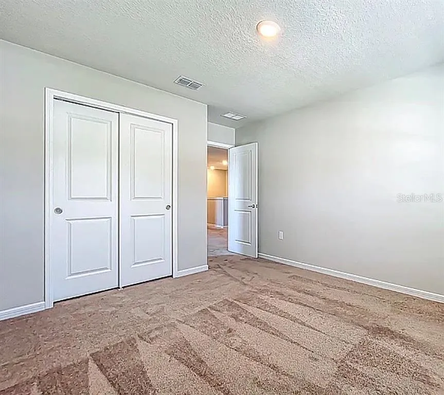5 bed, 3.0 bath, 2622 sqft, $2,850 — Photo 4
