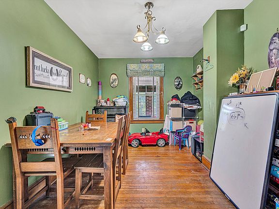 4th image of 2255 Dunkirk Ave NE