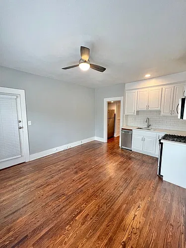 1412 E 1st Street Photo 1