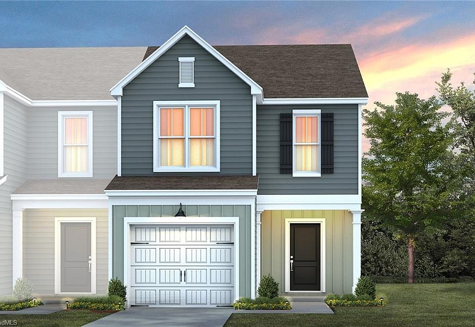 1st image of 902 Plum Creek Pl