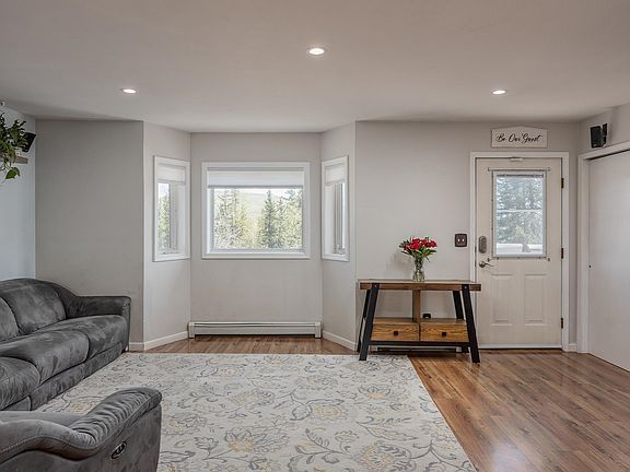 2nd image of 2331 Larry Ln