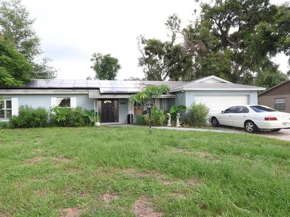 1009 Shangri La Dr, Seffner, FL 33584