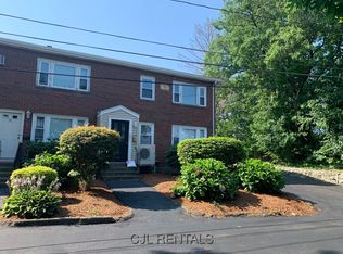 58 Edge Hill Rd #B, Waltham, MA 02451