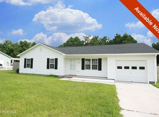 1043 Shirley Dr, Jacksonville, NC 28540