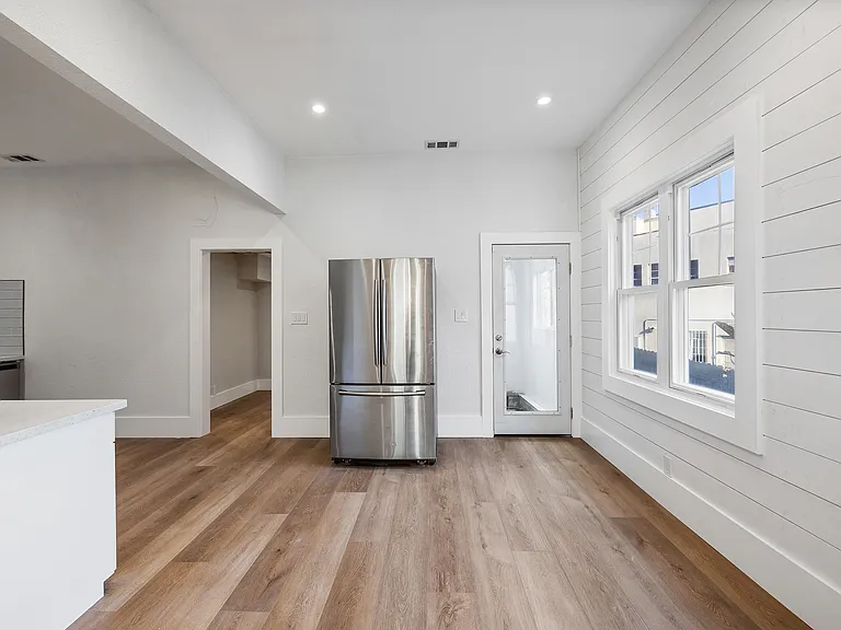 115 Cuvier St — Photo 8
