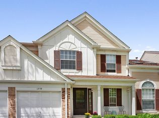 1538 Crab Tree Dr, Westmont, IL