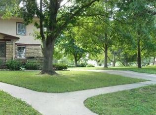 704 S Adams St, Junction City, KS 66441