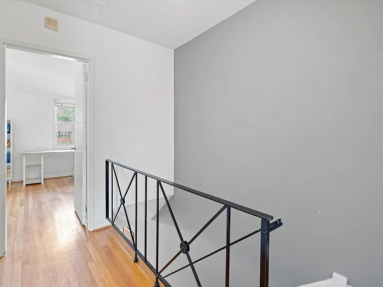 3908 Keller Ave — Photo 19