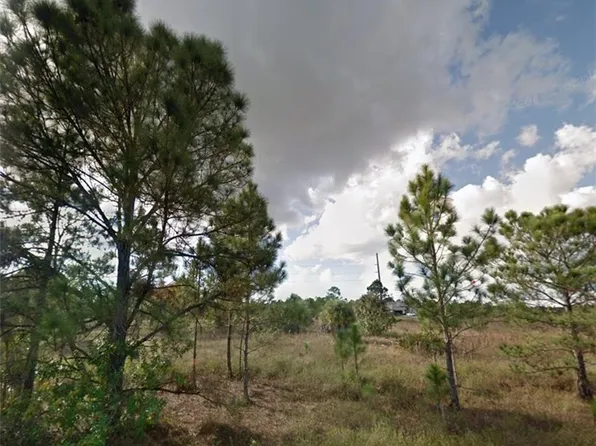 1068 Portland AVE S, LEHIGH ACRES, FL 33974