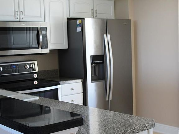 4th image of 2617 Cove Cay Dr Unit 308