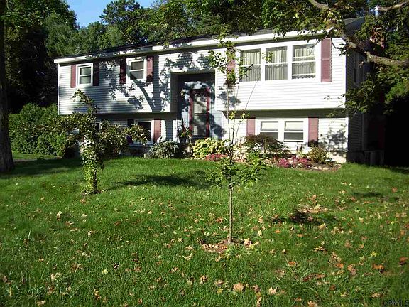 4th image of 7 Lakewood Dr