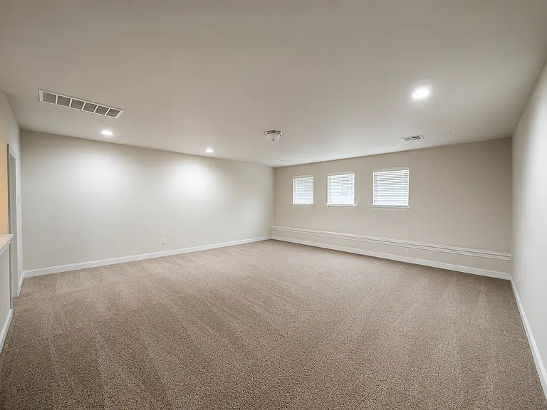 1504 Hamilton Ave — Photo 17